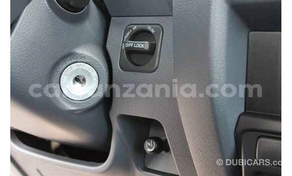 Buy Import Toyota Land Cruiser White Car in Import - Dubai in Arusha Buy Import Toyota Land Cruiser White Car in Import - Dubai in Arusha