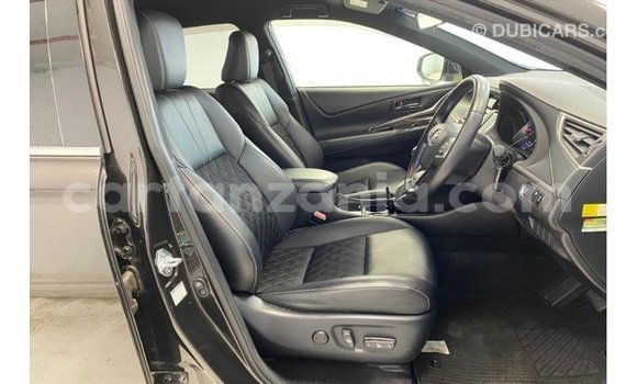 Nunua Imported Toyota Harrier Nyeusi Gari ndani ya Import - Dubai nchini Arusha Nunua Imported Toyota Harrier Nyeusi Gari ndani ya Import - Dubai nchini Arusha