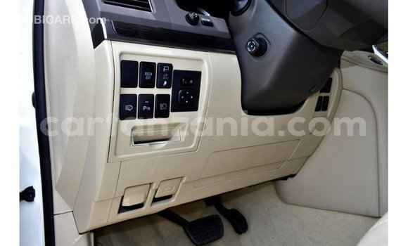 Buy Import Toyota Land Cruiser White Car in Import - Dubai in Arusha Buy Import Toyota Land Cruiser White Car in Import - Dubai in Arusha