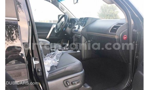 Nunua Imported Toyota Prado Nyeusi Gari ndani ya Import - Dubai nchini Arusha Nunua Imported Toyota Prado Nyeusi Gari ndani ya Import - Dubai nchini Arusha