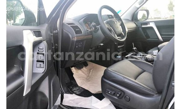 Nunua Imported Toyota Prado Nyeusi Gari ndani ya Import - Dubai nchini Arusha Nunua Imported Toyota Prado Nyeusi Gari ndani ya Import - Dubai nchini Arusha