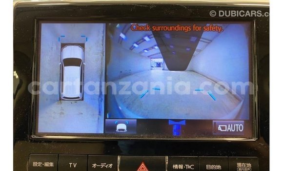 Nunua Imported Toyota Land Cruiser Nyeupe Gari ndani ya Import - Dubai nchini Arusha Nunua Imported Toyota Land Cruiser Nyeupe Gari ndani ya Import - Dubai nchini Arusha