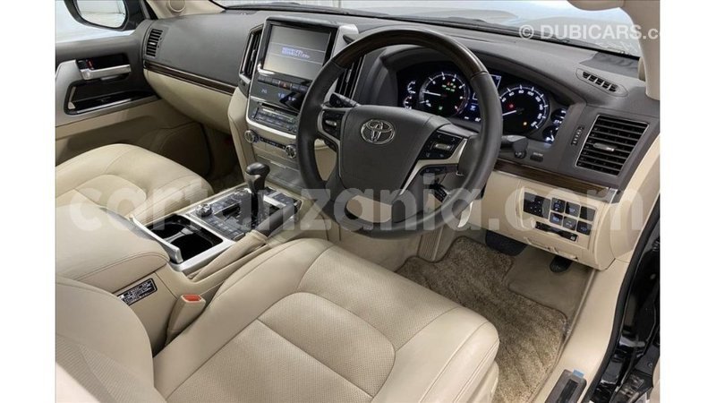 Big with watermark toyota land cruiser arusha import dubai 9347