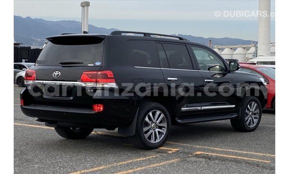 Nunua Imported Toyota Land Cruiser Nyeusi Gari ndani ya Import - Dubai nchini Arusha Nunua Imported Toyota Land Cruiser Nyeusi Gari ndani ya Import - Dubai nchini Arusha