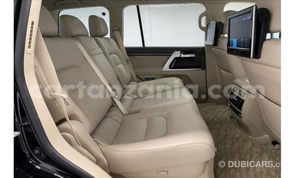 Nunua Imported Toyota Land Cruiser Nyeusi Gari ndani ya Import - Dubai nchini Arusha Nunua Imported Toyota Land Cruiser Nyeusi Gari ndani ya Import - Dubai nchini Arusha