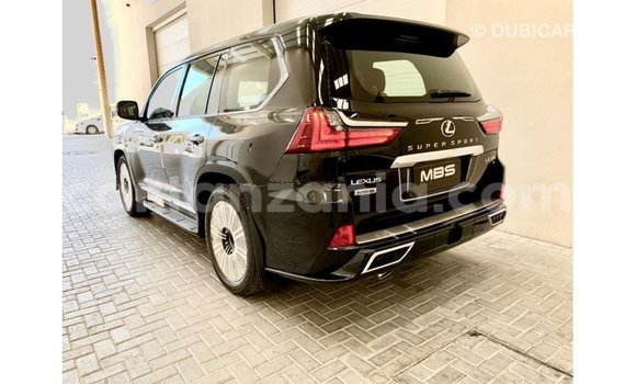 Nunua Imported Lexus LX Nyeusi Gari ndani ya Import - Dubai nchini Arusha Nunua Imported Lexus LX Nyeusi Gari ndani ya Import - Dubai nchini Arusha