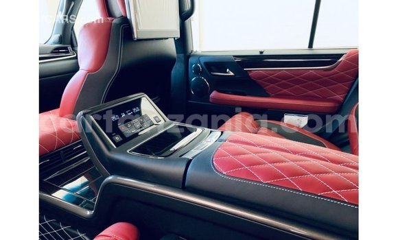 Nunua Imported Lexus LX Nyeusi Gari ndani ya Import - Dubai nchini Arusha Nunua Imported Lexus LX Nyeusi Gari ndani ya Import - Dubai nchini Arusha