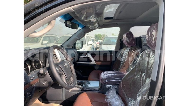 Big with watermark toyota land cruiser arusha import dubai 9363
