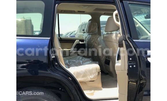 Buy Import Toyota Land Cruiser Blue Car in Import - Dubai in Arusha Buy Import Toyota Land Cruiser Blue Car in Import - Dubai in Arusha