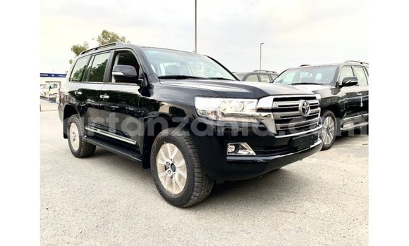 Nunua Imported Toyota Land Cruiser Nyeusi Gari ndani ya Import - Dubai nchini Arusha Nunua Imported Toyota Land Cruiser Nyeusi Gari ndani ya Import - Dubai nchini Arusha