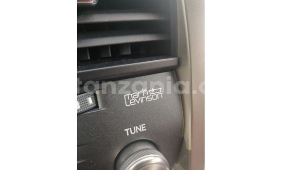 Nunua Imported Lexus RX 300 Nyeupe Gari ndani ya Import - Dubai nchini Arusha Nunua Imported Lexus RX 300 Nyeupe Gari ndani ya Import - Dubai nchini Arusha