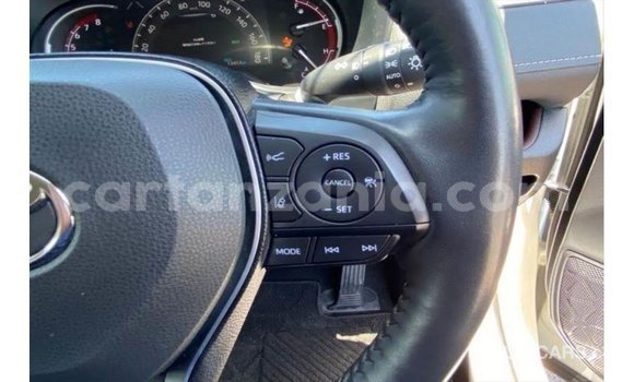 Nunua Imported Toyota 4Runner Nyeupe Gari ndani ya Import - Dubai nchini Arusha Nunua Imported Toyota 4Runner Nyeupe Gari ndani ya Import - Dubai nchini Arusha