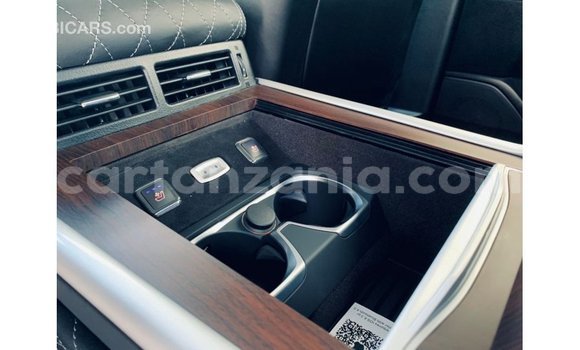 Buy Import Toyota Land Cruiser Black Car in Import - Dubai in Arusha Buy Import Toyota Land Cruiser Black Car in Import - Dubai in Arusha