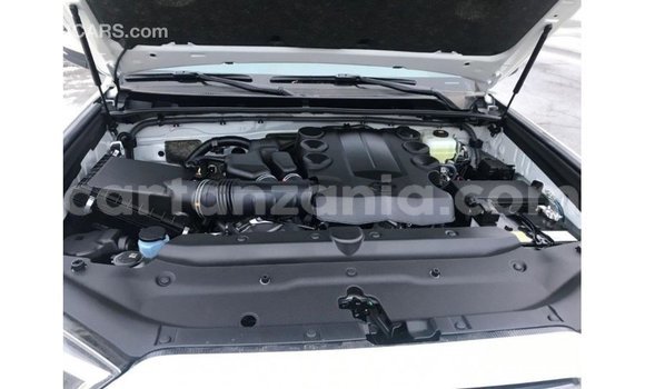 Nunua Imported Toyota 4Runner Nyeupe Gari ndani ya Import - Dubai nchini Arusha Nunua Imported Toyota 4Runner Nyeupe Gari ndani ya Import - Dubai nchini Arusha