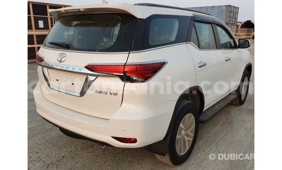 Buy Import Toyota Fortuner White Car in Import - Dubai in Arusha Buy Import Toyota Fortuner White Car in Import - Dubai in Arusha