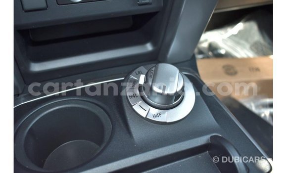 Nunua Imported Toyota 4Runner Nyeupe Gari ndani ya Import - Dubai nchini Arusha Nunua Imported Toyota 4Runner Nyeupe Gari ndani ya Import - Dubai nchini Arusha