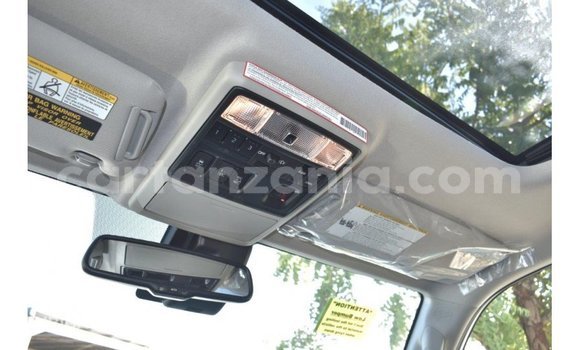 Nunua Imported Toyota 4Runner Nyeupe Gari ndani ya Import - Dubai nchini Arusha Nunua Imported Toyota 4Runner Nyeupe Gari ndani ya Import - Dubai nchini Arusha