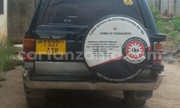 Nunua Ilio tumika Toyota Surf Nyeusi Gari ndani ya Ilala nchini Dar es Salaam Nunua Ilio tumika Toyota Surf Nyeusi Gari ndani ya Ilala nchini Dar es Salaam