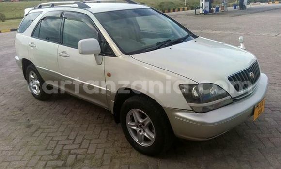 Buy Used Toyota Harrier Silver Car in Ilala in Dar es Salaam Buy Used Toyota Harrier Silver Car in Ilala in Dar es Salaam
