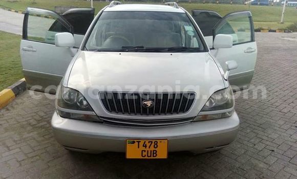 Nunua Ilio tumika Toyota Harrier Fedha Gari ndani ya Ilala nchini Dar es Salaam Nunua Ilio tumika Toyota Harrier Fedha Gari ndani ya Ilala nchini Dar es Salaam