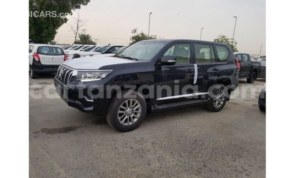 Nunua Imported Toyota Prado Nyeusi Gari ndani ya Import - Dubai nchini Arusha Nunua Imported Toyota Prado Nyeusi Gari ndani ya Import - Dubai nchini Arusha