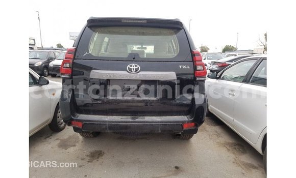 Nunua Imported Toyota Prado Nyeusi Gari ndani ya Import - Dubai nchini Arusha Nunua Imported Toyota Prado Nyeusi Gari ndani ya Import - Dubai nchini Arusha