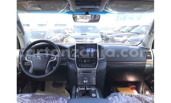 Nunua Imported Toyota Land Cruiser Nyeusi Gari ndani ya Import - Dubai nchini Arusha Nunua Imported Toyota Land Cruiser Nyeusi Gari ndani ya Import - Dubai nchini Arusha