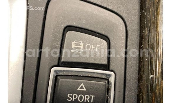 Nunua Imported BMW X5 Nyeupe Gari ndani ya Import - Dubai nchini Arusha Nunua Imported BMW X5 Nyeupe Gari ndani ya Import - Dubai nchini Arusha