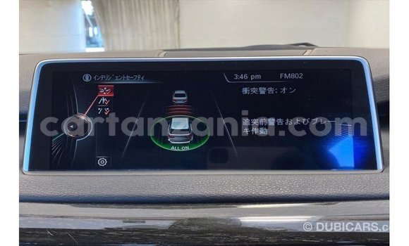 Nunua Imported BMW X5 Nyeupe Gari ndani ya Import - Dubai nchini Arusha Nunua Imported BMW X5 Nyeupe Gari ndani ya Import - Dubai nchini Arusha