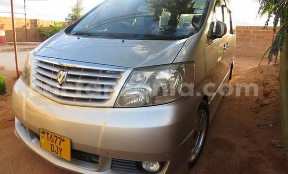 Buy Used Toyota Alphard Silver Car in Karatu in Arusha Buy Used Toyota Alphard Silver Car in Karatu in Arusha
