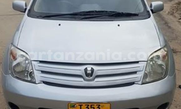 Buy Used Toyota IST Silver Car in Karatu in Arusha Buy Used Toyota IST Silver Car in Karatu in Arusha