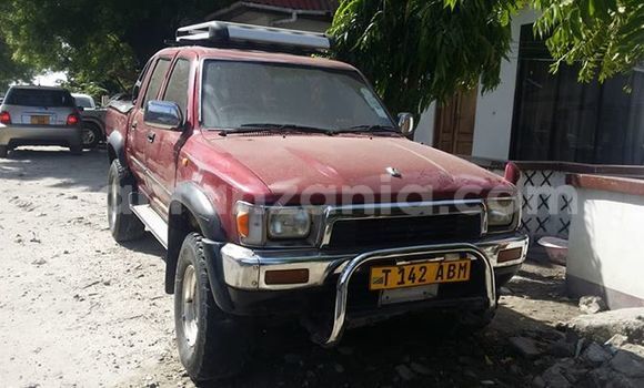 Buy Used Toyota Hilux Red Car in Karatu in Arusha Buy Used Toyota Hilux Red Car in Karatu in Arusha