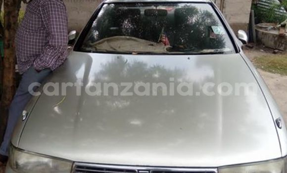 Buy Used Toyota Mark II Silver Car in Karatu in Arusha