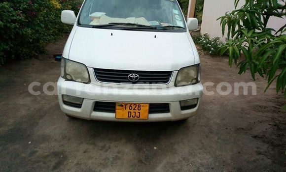 Buy Used Toyota Noah White Car in Karatu in Arusha Buy Used Toyota Noah White Car in Karatu in Arusha