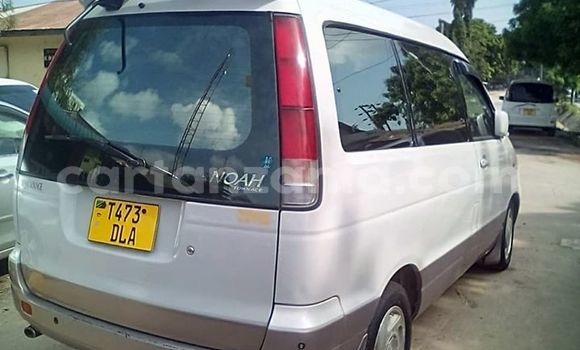 Buy Used Toyota Noah Silver Car in Karatu in Arusha Buy Used Toyota Noah Silver Car in Karatu in Arusha