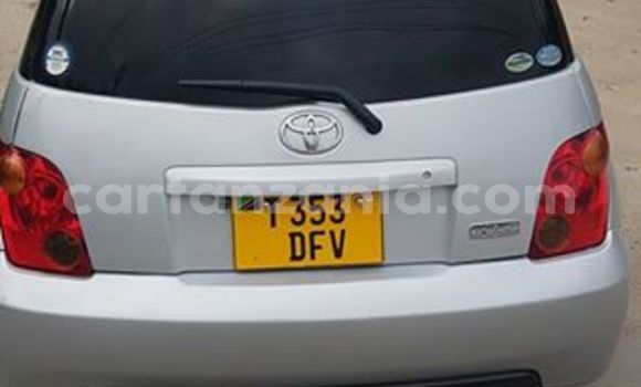 Buy Used Toyota IST Silver Car in Karatu in Arusha Buy Used Toyota IST Silver Car in Karatu in Arusha