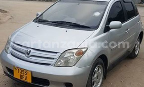 Buy Used Toyota IST Silver Car in Karatu in Arusha Buy Used Toyota IST Silver Car in Karatu in Arusha