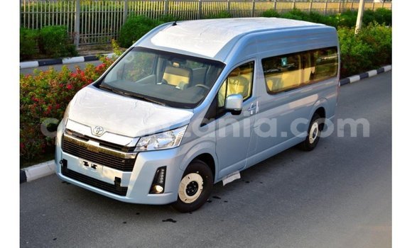 Buy Import Toyota Hiace Blue Car in Import - Dubai in Arusha Buy Import Toyota Hiace Blue Car in Import - Dubai in Arusha