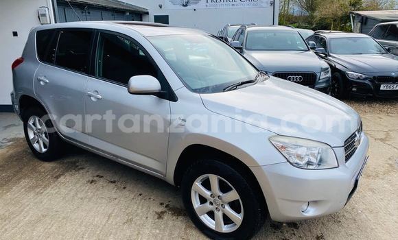 Buy Used Toyota RAV4 Silver Car in Dar es Salaam in Dar es Salaam Buy Used Toyota RAV4 Silver Car in Dar es Salaam in Dar es Salaam