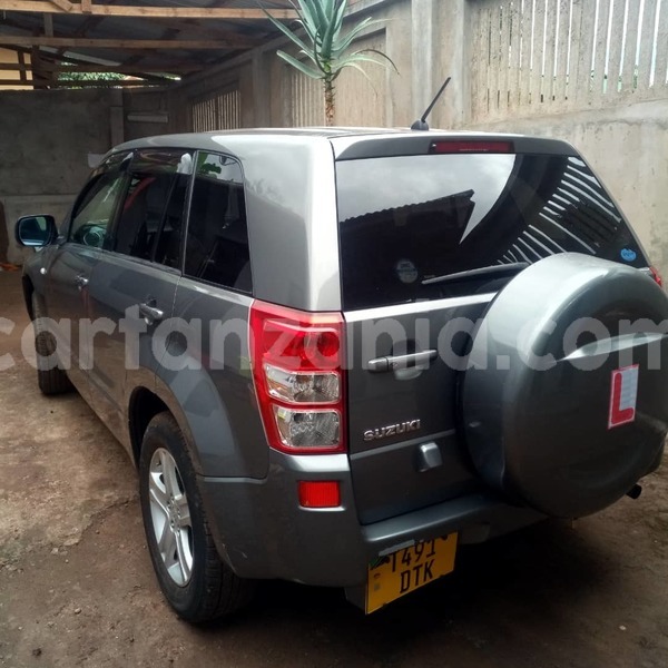 Suzuki Escudo in Dar es Salaam