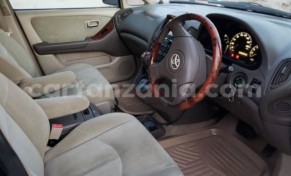 Buy Used Toyota Harrier White Car in Dar es Salaam in Dar es Salaam Buy Used Toyota Harrier White Car in Dar es Salaam in Dar es Salaam