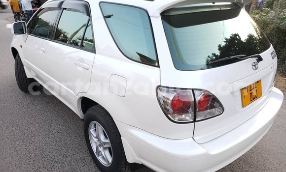 Buy Used Toyota Harrier White Car in Dar es Salaam in Dar es Salaam Buy Used Toyota Harrier White Car in Dar es Salaam in Dar es Salaam