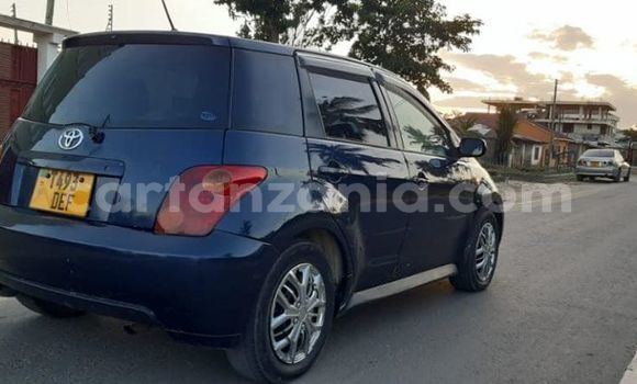 Buy Used Toyota IST Blue Car in Dar es Salaam in Dar es Salaam Buy Used Toyota IST Blue Car in Dar es Salaam in Dar es Salaam