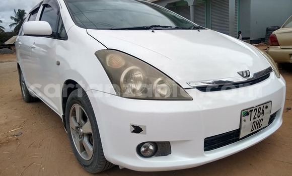 Buy Used Toyota Wish White Car in Dar es Salaam in Dar es Salaam Buy Used Toyota Wish White Car in Dar es Salaam in Dar es Salaam