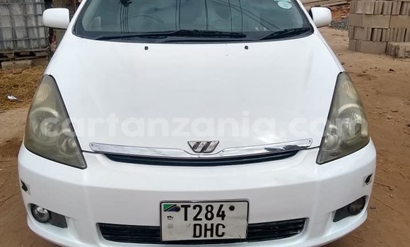 Buy Used Toyota Wish White Car in Dar es Salaam in Dar es Salaam Buy Used Toyota Wish White Car in Dar es Salaam in Dar es Salaam