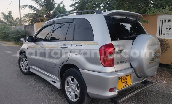 Buy Used Toyota RAV4 Silver Car in Dar es Salaam in Dar es Salaam Buy Used Toyota RAV4 Silver Car in Dar es Salaam in Dar es Salaam