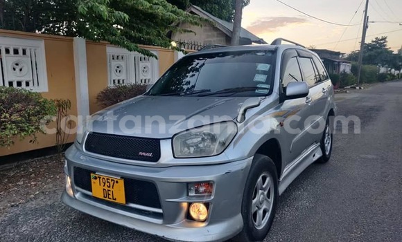 Buy Used Toyota RAV4 Silver Car in Dar es Salaam in Dar es Salaam Buy Used Toyota RAV4 Silver Car in Dar es Salaam in Dar es Salaam