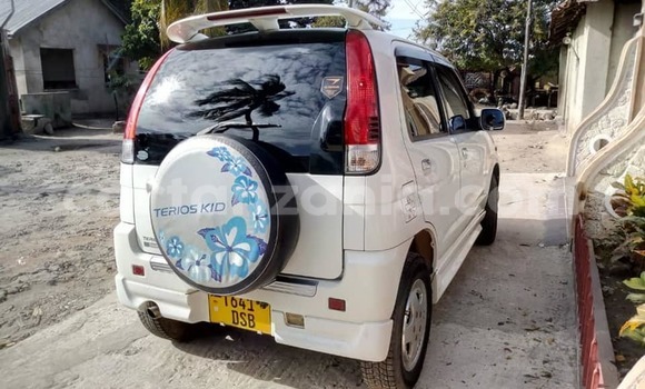 Buy Used Daihatsu Terios White Car in Dar es Salaam in Dar es Salaam Buy Used Daihatsu Terios White Car in Dar es Salaam in Dar es Salaam