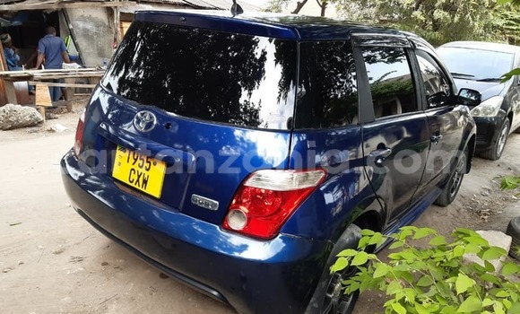 Buy Used Toyota IST Blue Car in Dar es Salaam in Dar es Salaam Buy Used Toyota IST Blue Car in Dar es Salaam in Dar es Salaam