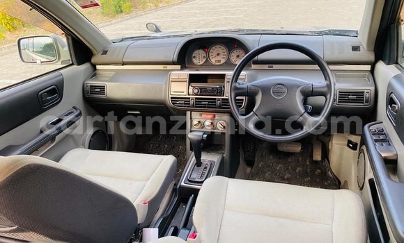Nunua Ilio tumika Nissan X–Trail Fedha Gari ndani ya Dar es Salaam nchini Dar es Salaam Nunua Ilio tumika Nissan X–Trail Fedha Gari ndani ya Dar es Salaam nchini Dar es Salaam